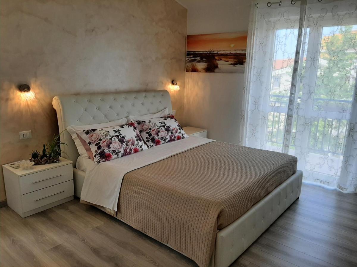 Viola Di Mare Rooms And Parking Termoli Extérieur photo