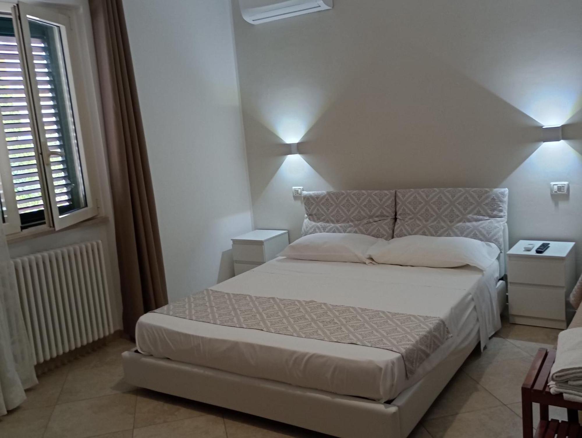 Viola Di Mare Rooms And Parking Termoli Extérieur photo