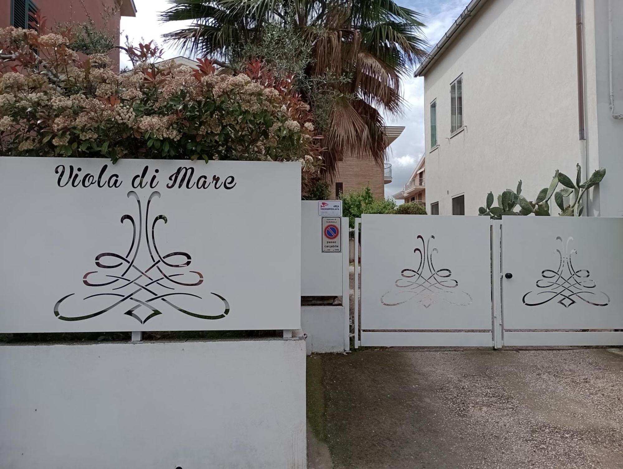Viola Di Mare Rooms And Parking Termoli Extérieur photo